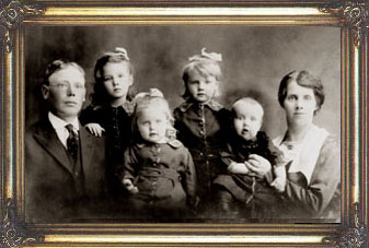 Picture of Martin and Kanilla with their first four children